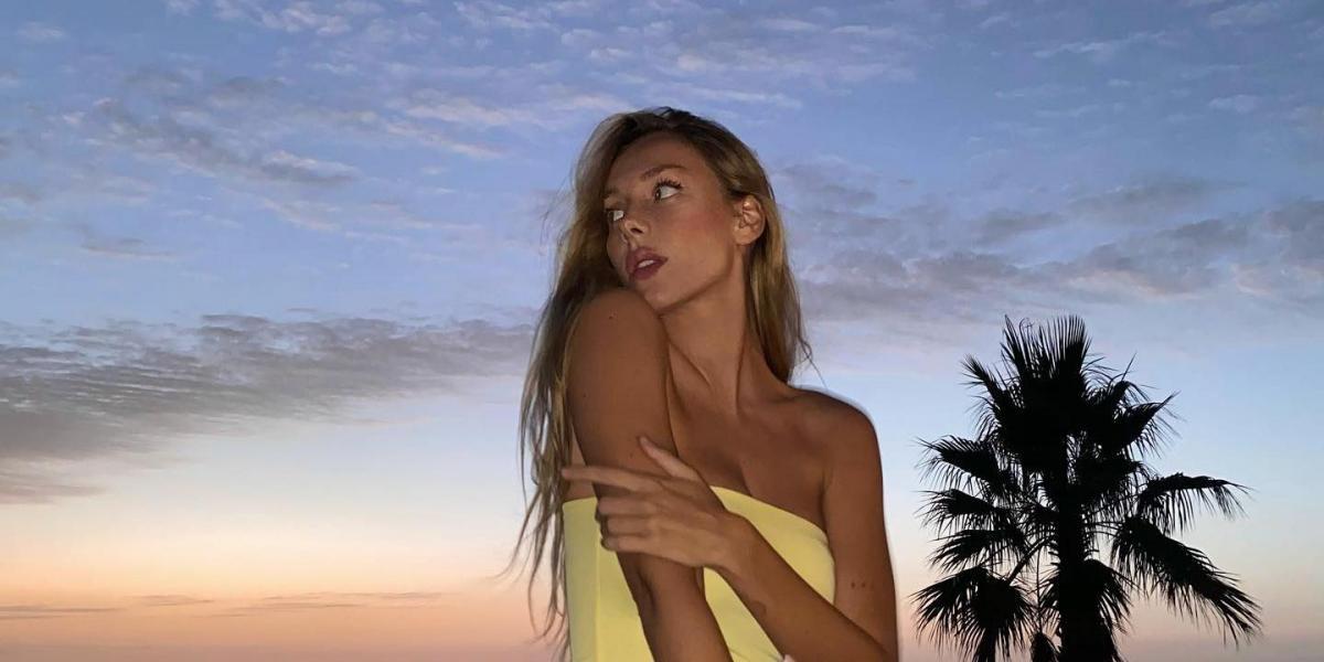 10 'looks' veraniegos de Ester Expósito que arrasaron en las redes