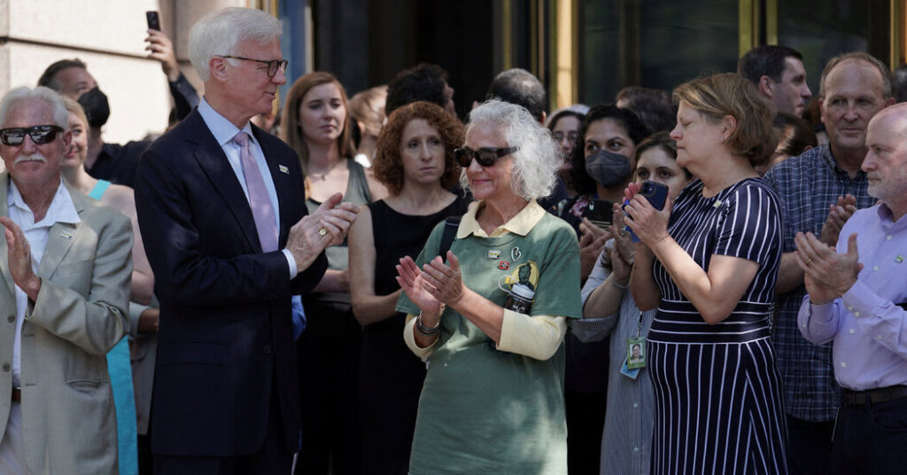 10 años después de desaparecer en Siria, la libertad se le escapa a un periodista estadounidense