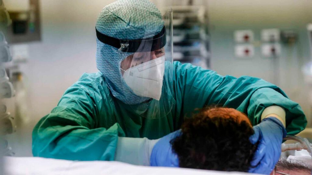 Estimular esta parte del cuerpo ayudaría a pacientes con COVID-19, según estudio