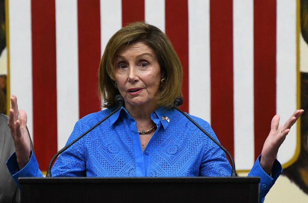 China anuncia sanciones contra Nancy Pelosi tras visita a Taiwán