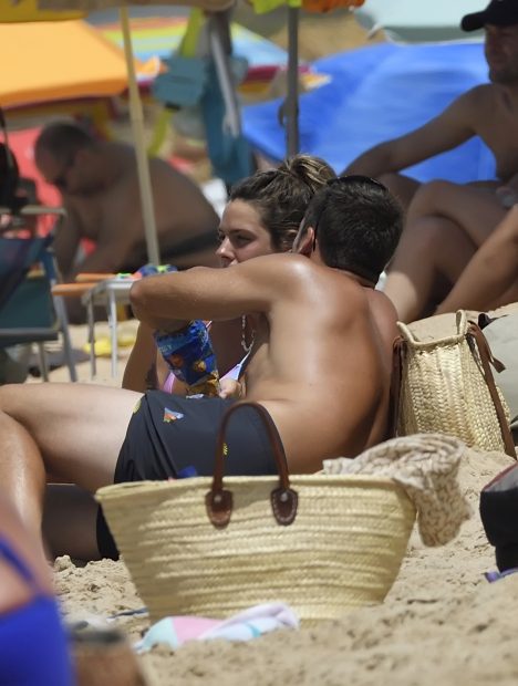 Laura Matamoros y Benji Aparicio en Cádiz / Gtres