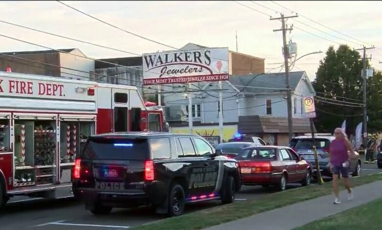 auto embiste a multitud en Berwick