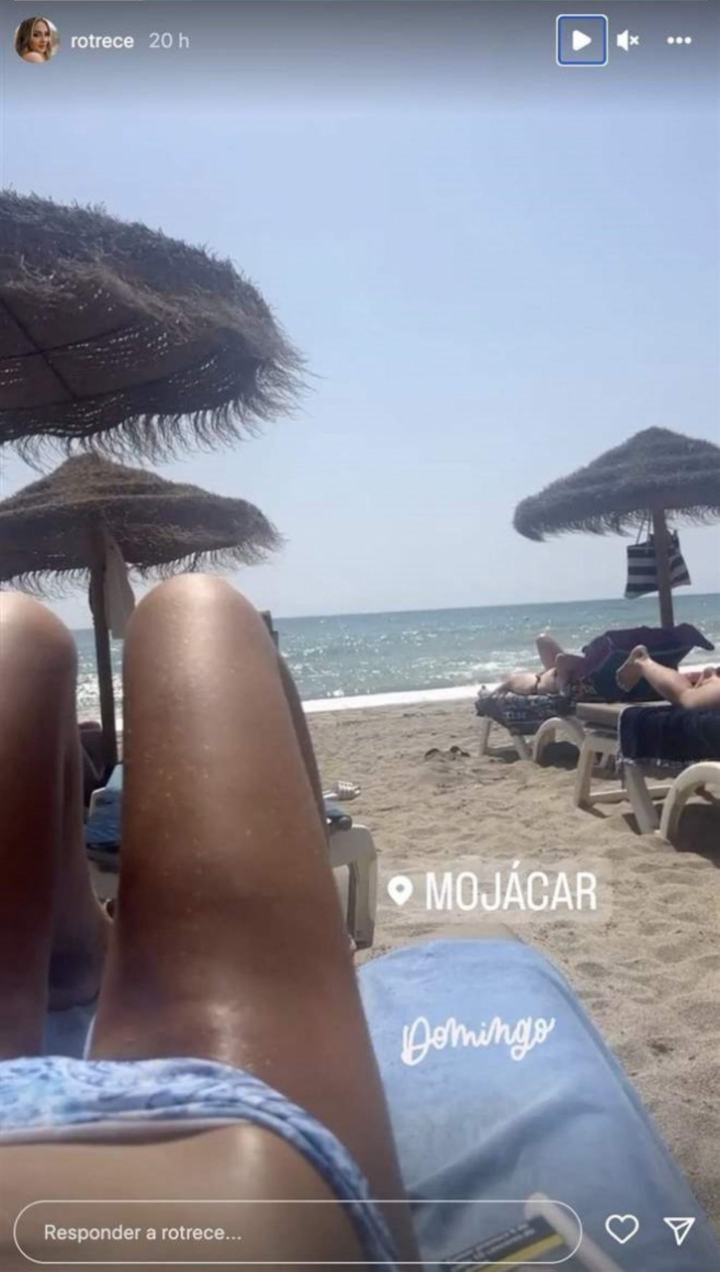 Rocío Flores, en Mojácar / Instagram