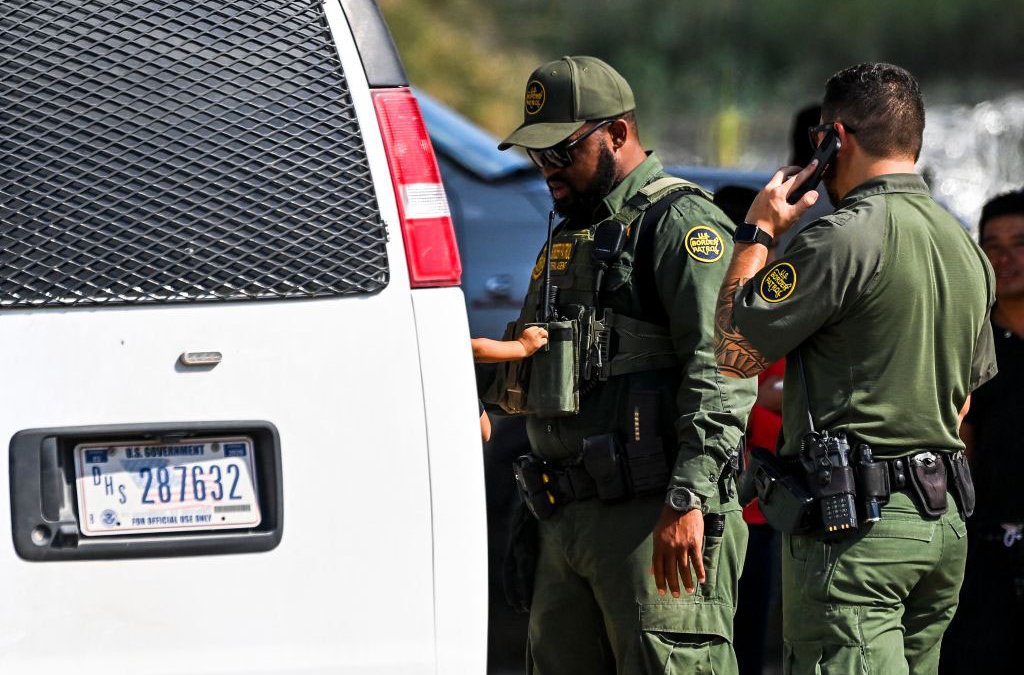 Baja la cifra de detenciones de migrantes en la frontera con México en julio