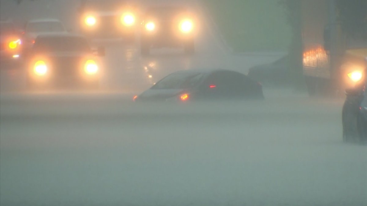 Se reportan inundaciones en el Metroplex