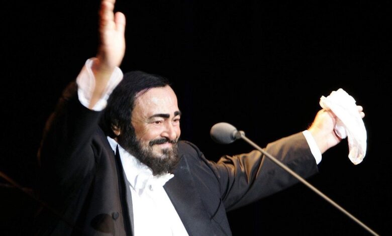 Develan estrella póstuma a Pavarotti en Paseo de la Fama de Hollywood