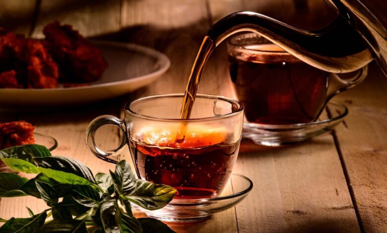Tomar más de dos tazas de té al día reduce el riesgo de muerte, según estudio
