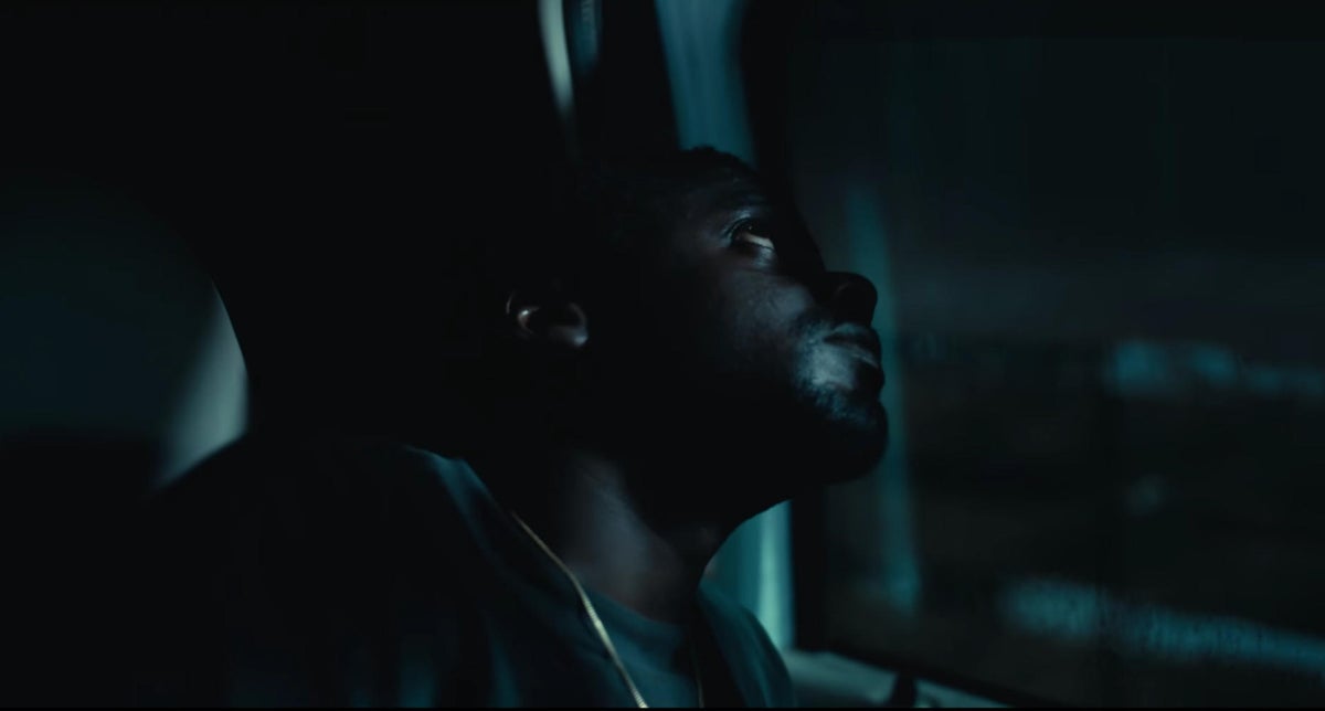 Jordan Peele aborda la teoría de los fanáticos de Nope Major sobre un personaje misterioso