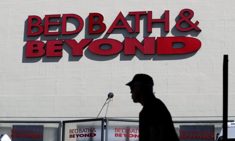 Bed Bath & Beyond cerrará 150 tiendas y despedirá empleados