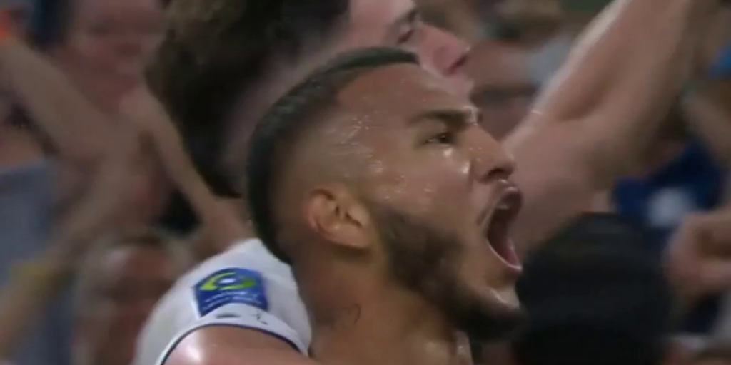 4-1: Estreno perfecto de Luis Suárez