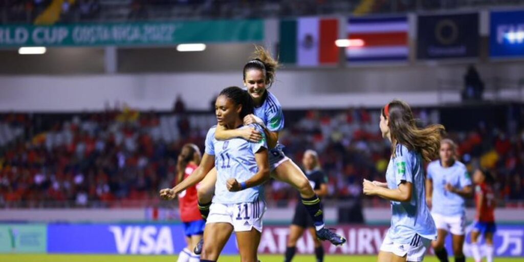 5-0: España golea a Costa Rica y lidera el grupo A