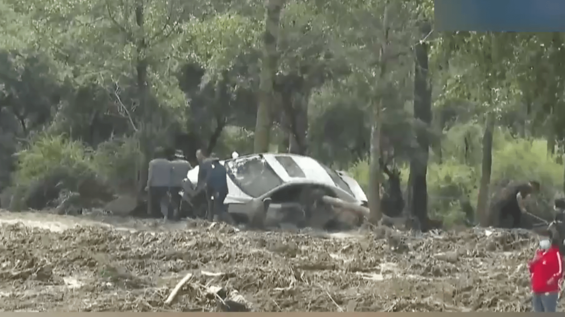 Al menos 16 muertos y 36 desaparecidos tras inundación repentina en China