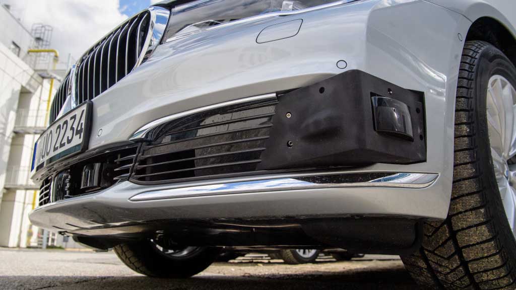 Alemania: 1 muerto y 9 heridos luego de que un BMW autónomo se salió de su carril