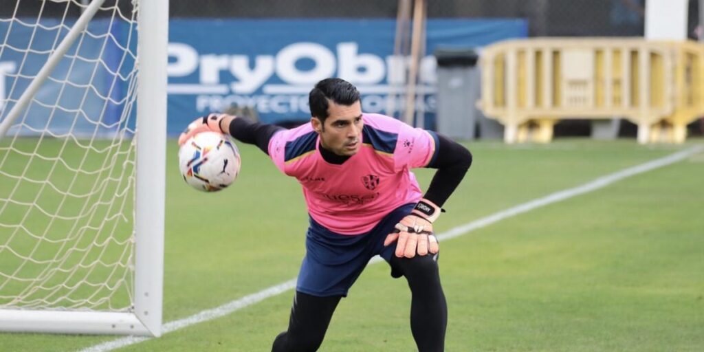 Andrés, opción para la portería de la Real