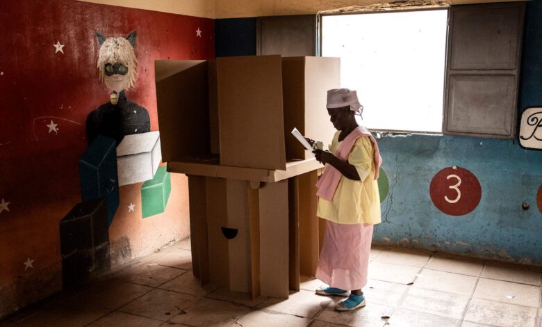 Angola celebra las elecciones más reñidas desde su independencia