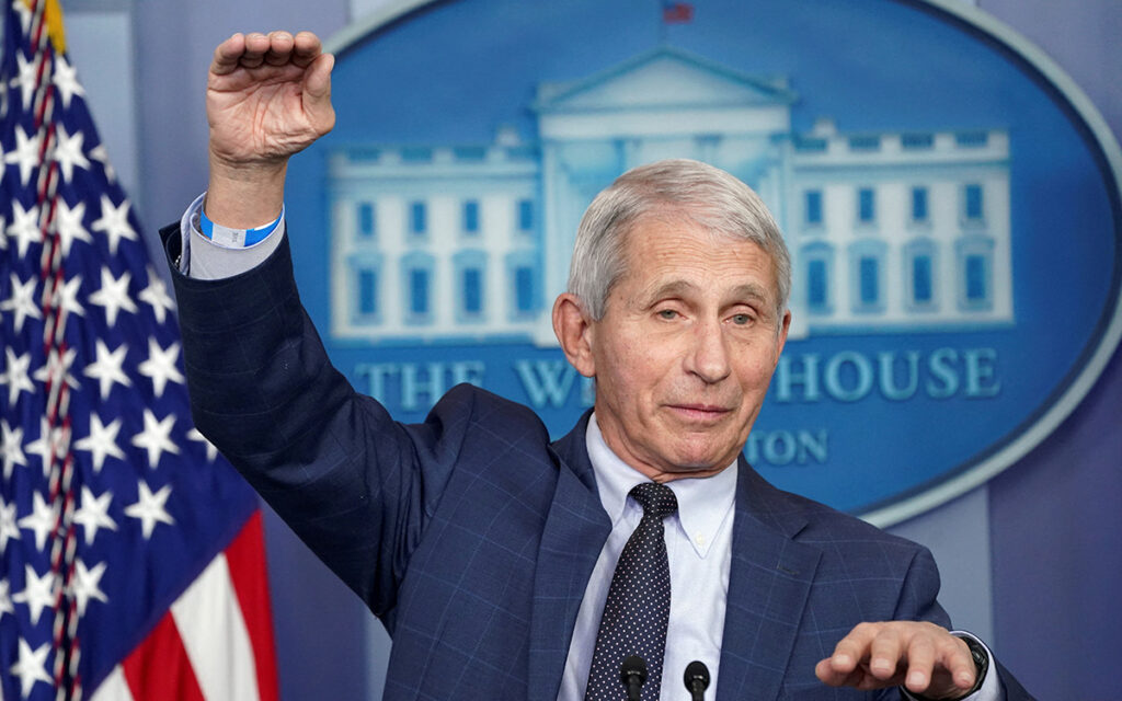 Anthony Fauci, principal asesor de la Casa Blanca en la pandemia, anuncia su retiro del gobierno