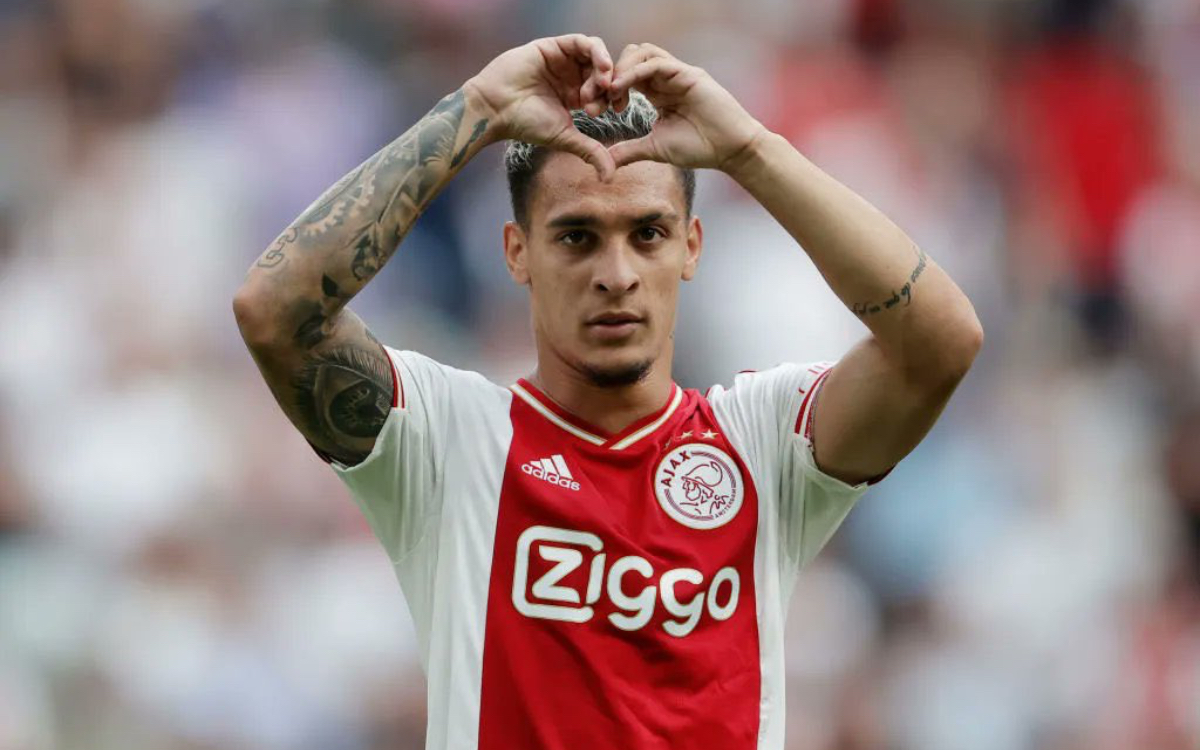 Antony deja al Ajax y emigra al Manchester United | Video