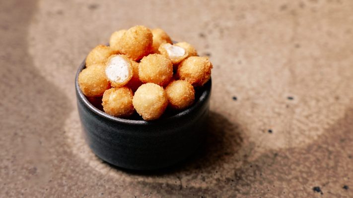 Bluu Seafood presenta sus primeros productos de pescado cultivados en laboratorio y se prepara para los reguladores