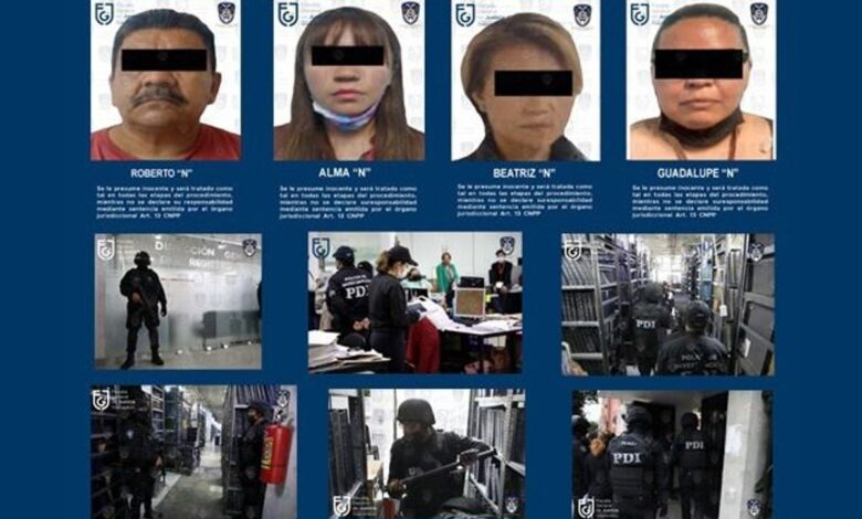 CDMX | Detienen a 4 servidores públicos y 2 ciudadanos por falsificación de documentos en Registro Civil