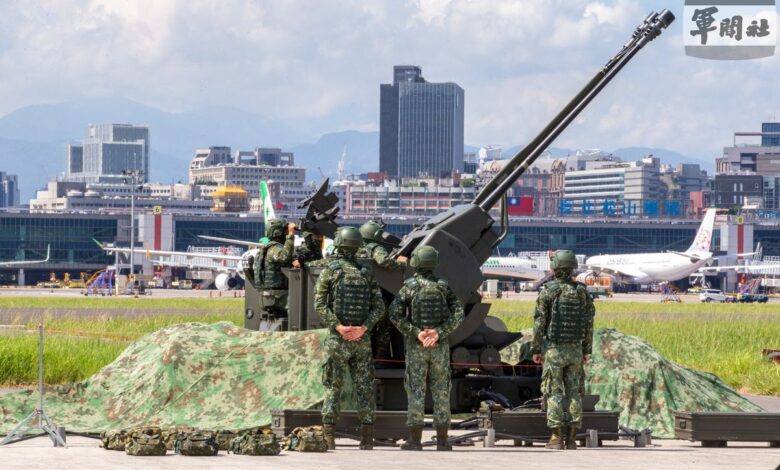 China pone fin a las maniobras en torno a Taiwán, pero endurece su exigencia de reunificación con la isla