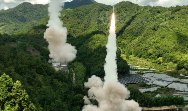 Con 5 misiles, China envía una señal severa a Japón y EE. UU. en Taiwán