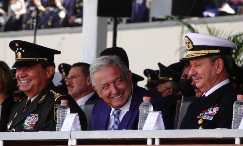 Con acuerdo sobre Guardia Nacional, AMLO violaría derechos de los mexicanos y brincaría al Congreso: Cossío