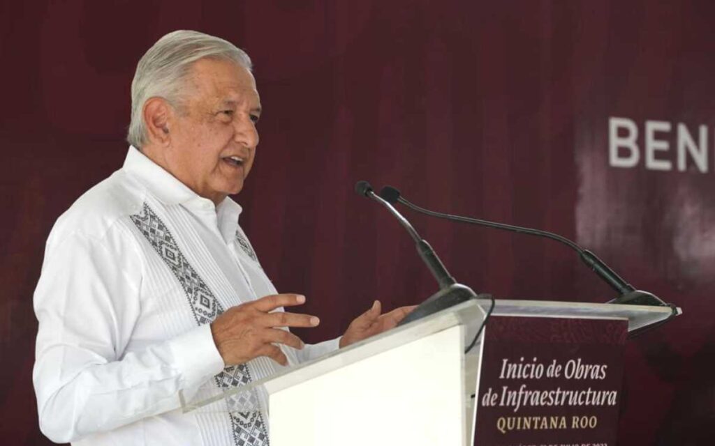 Defiende AMLO política de abrazos, no balazos, aunque no guste a 'adversarios'