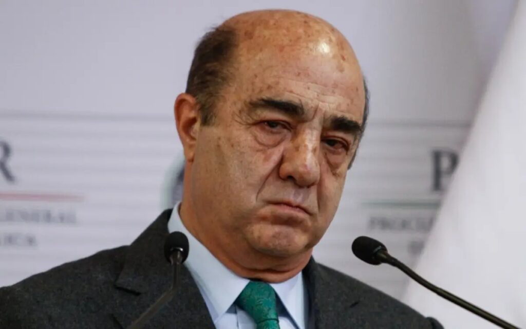 Detienen al exprocurador Jesús Murillo Karam por caso Ayotzinapa