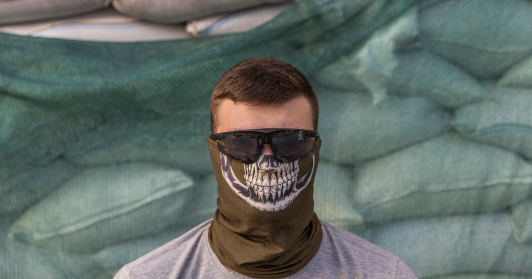 Detrás de las líneas enemigas, los ucranianos les dicen a los rusos: “Nunca están a salvo”