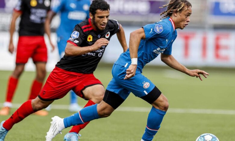 El Ajax sigue intratable y Xavi Simons brilla con el PSV