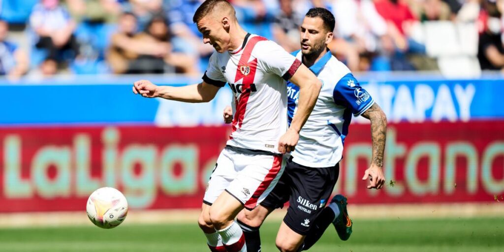 El Almería le busca equipo a Maras