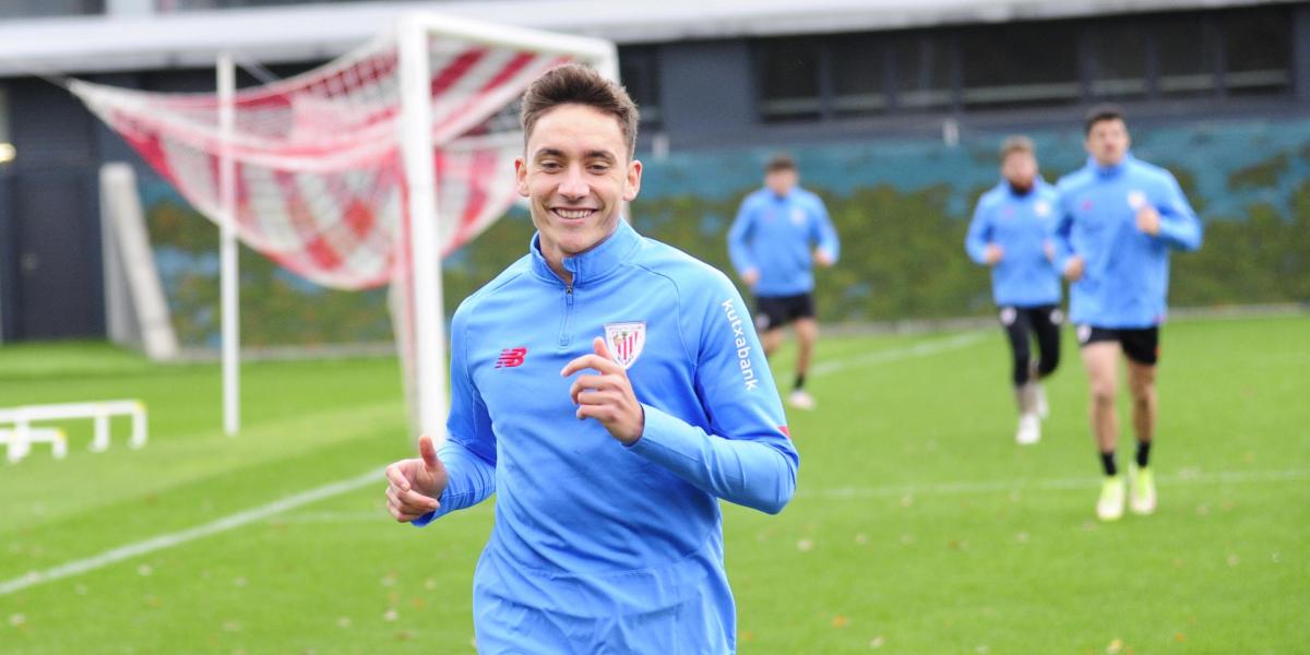 El Athletic cede a Petxarroman al Andorra de Piqué y Sarabia