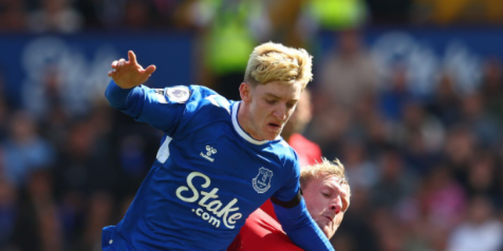 El Chelsea, loco por traer a Anthony Gordon