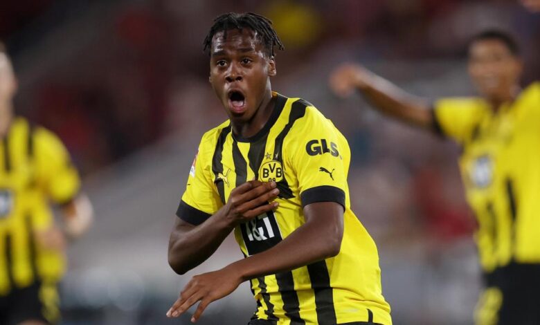 El Dortmund renueva a su nueva perla