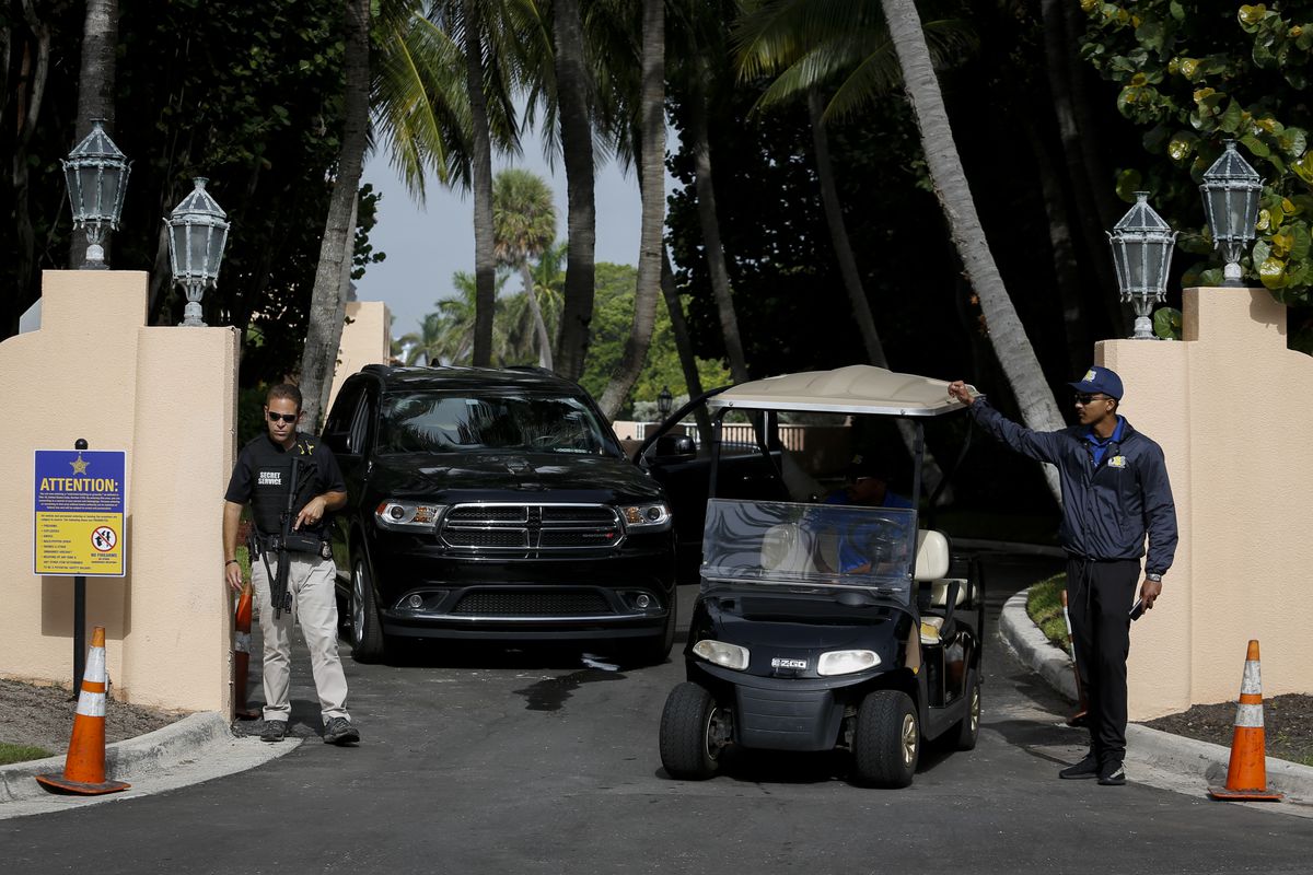 El FBI registró Mar-a-Lago en busca de documentos secretos sobre armas nucleares