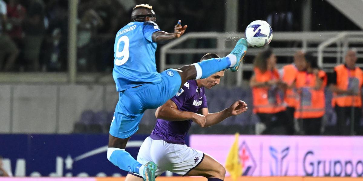 El Nápoles arranca un punto en Florencia y se sitúa líder