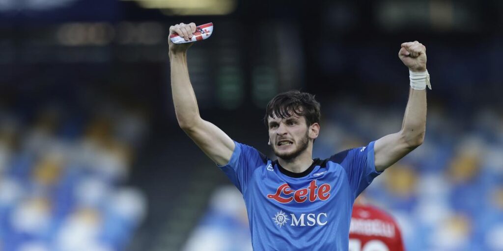 El Nápoles se luce ante el Monza con un gran Kvaratskhelia y sigue líder