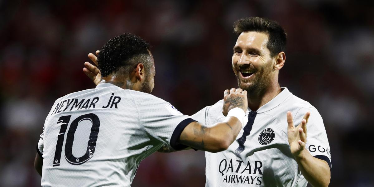 El PSG se divierte en su estreno a costa del Clermont