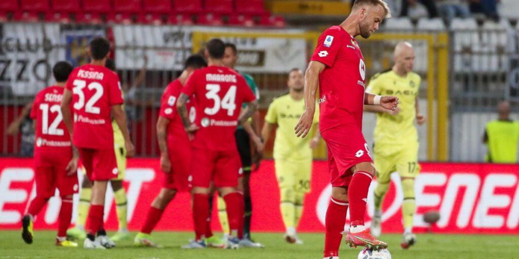 El Udinese hunde al Monza de Berlusconi