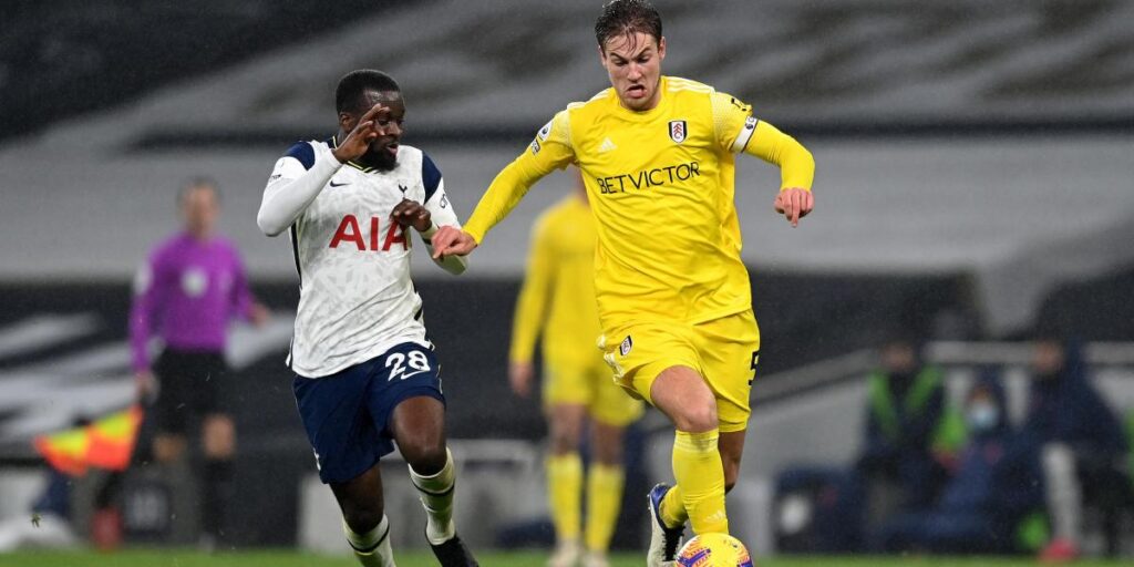 El Villarreal, a por dos centrocampistas de la Premier