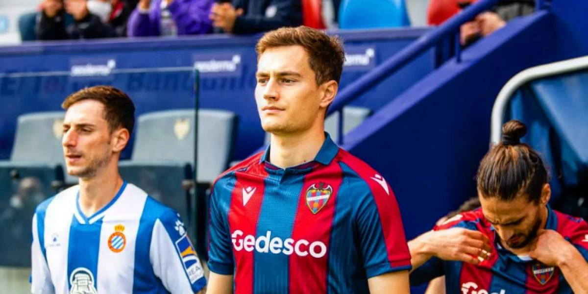 El agente de De Frutos, prudente ante su posible salida del Levante