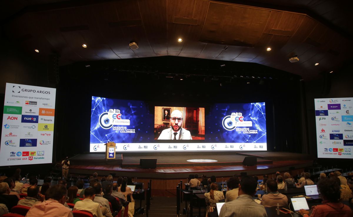 El asesor de Biden para Latinoamérica: “Hace 40 años EE UU hubiera hecho todo lo posible por evitar la elección de Petro”