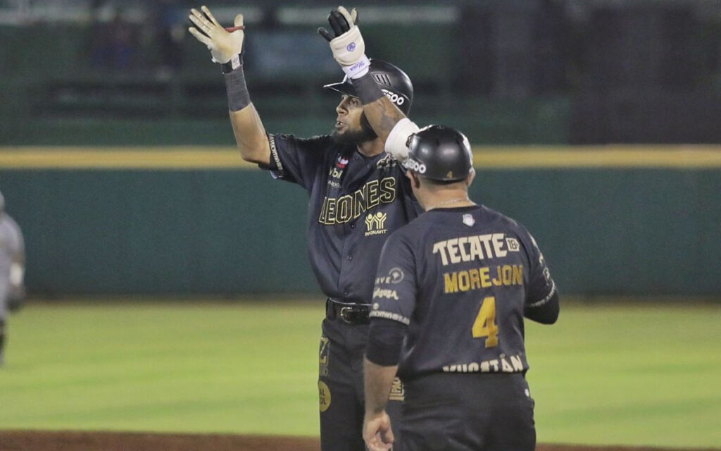 El equipo de beisbol 'Leones de Yucatán' sufre intento de asalto en la carretera Puebla-México | Video