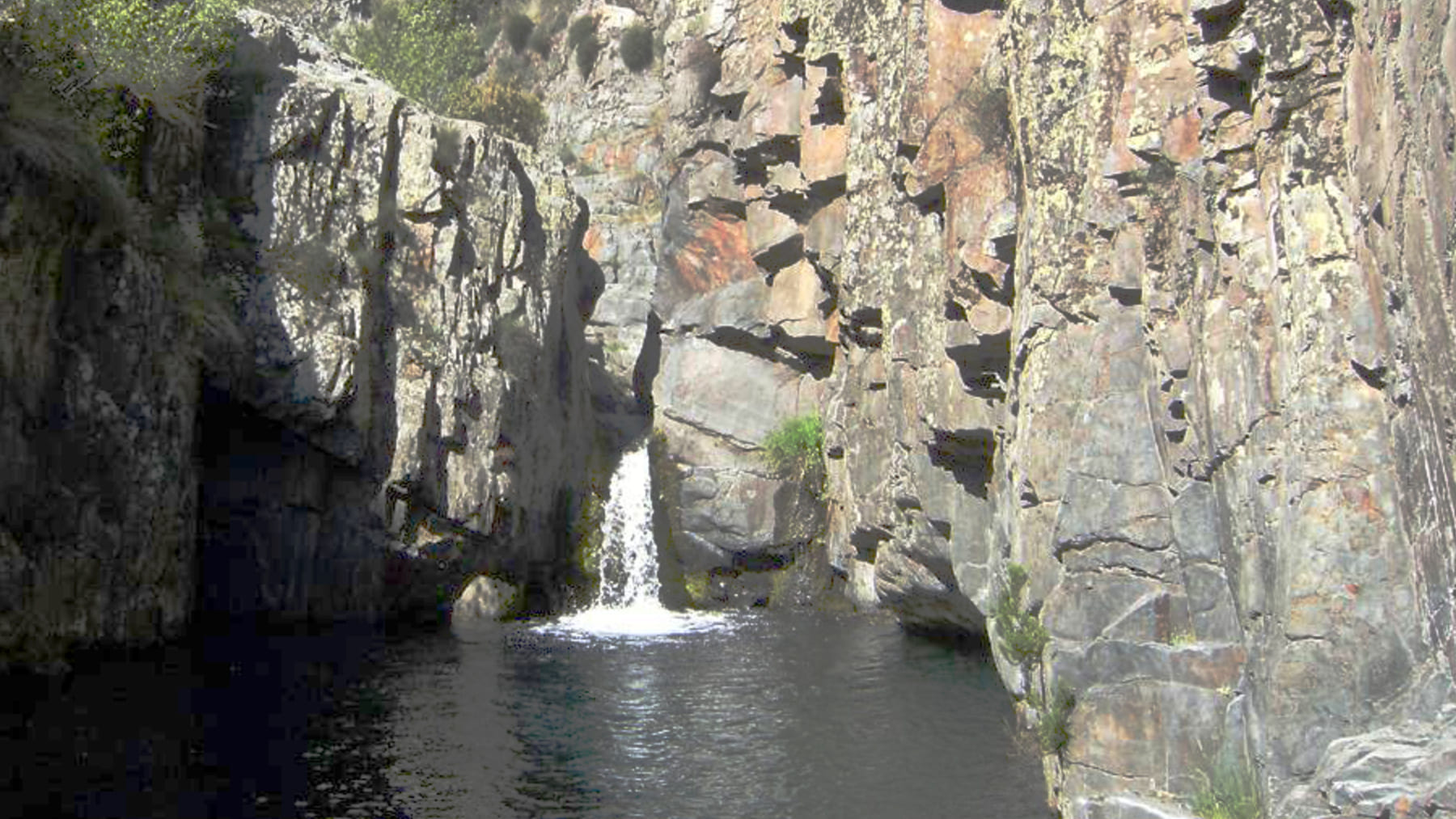 El increíble paraje natural para bañarse a menos de una hora de Madrid