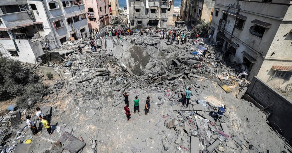 El intercambio es el mayor estallido en la franja en un año.