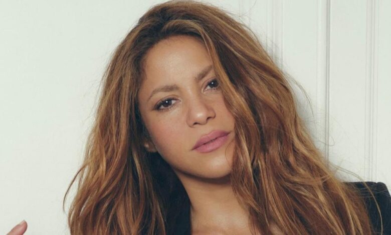 El llamativo gesto de Shakira con la prensa tras las fotos de Piqué y Clara Chía
