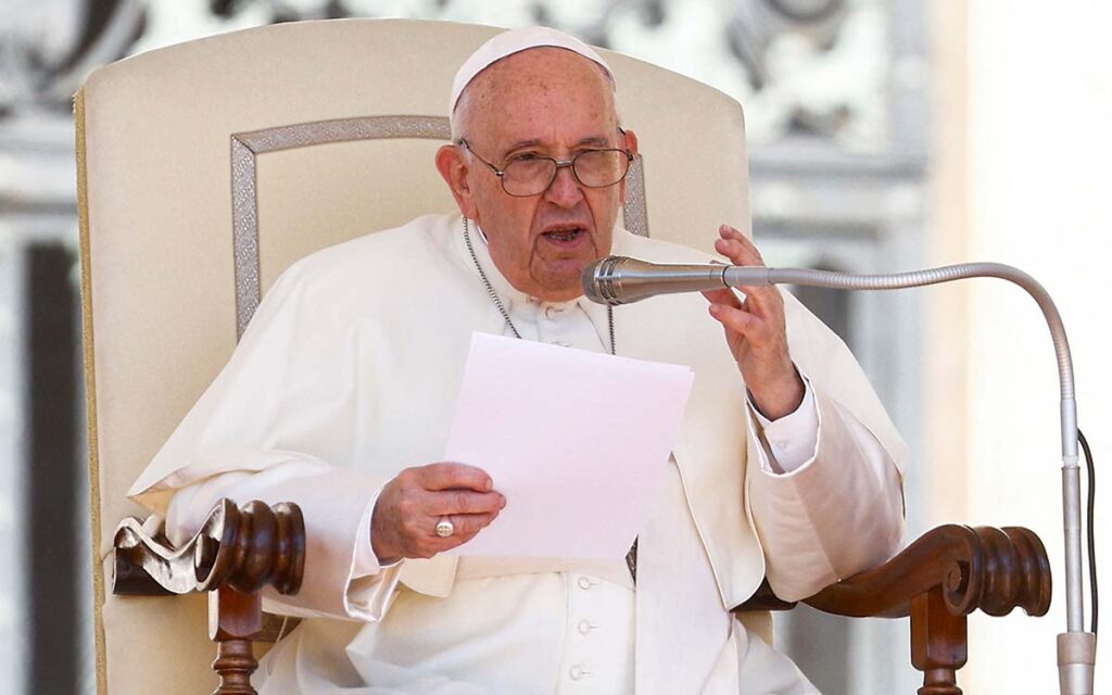 El papa Francisco advierte del riesgo de "desastre nuclear" en la central ucraniana de Zaporiyia