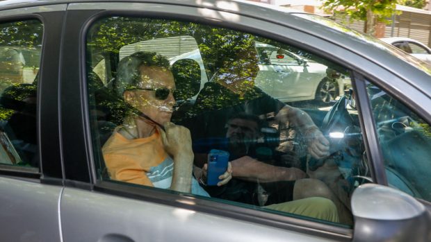 José Ortega Cano en el coche / Gtres