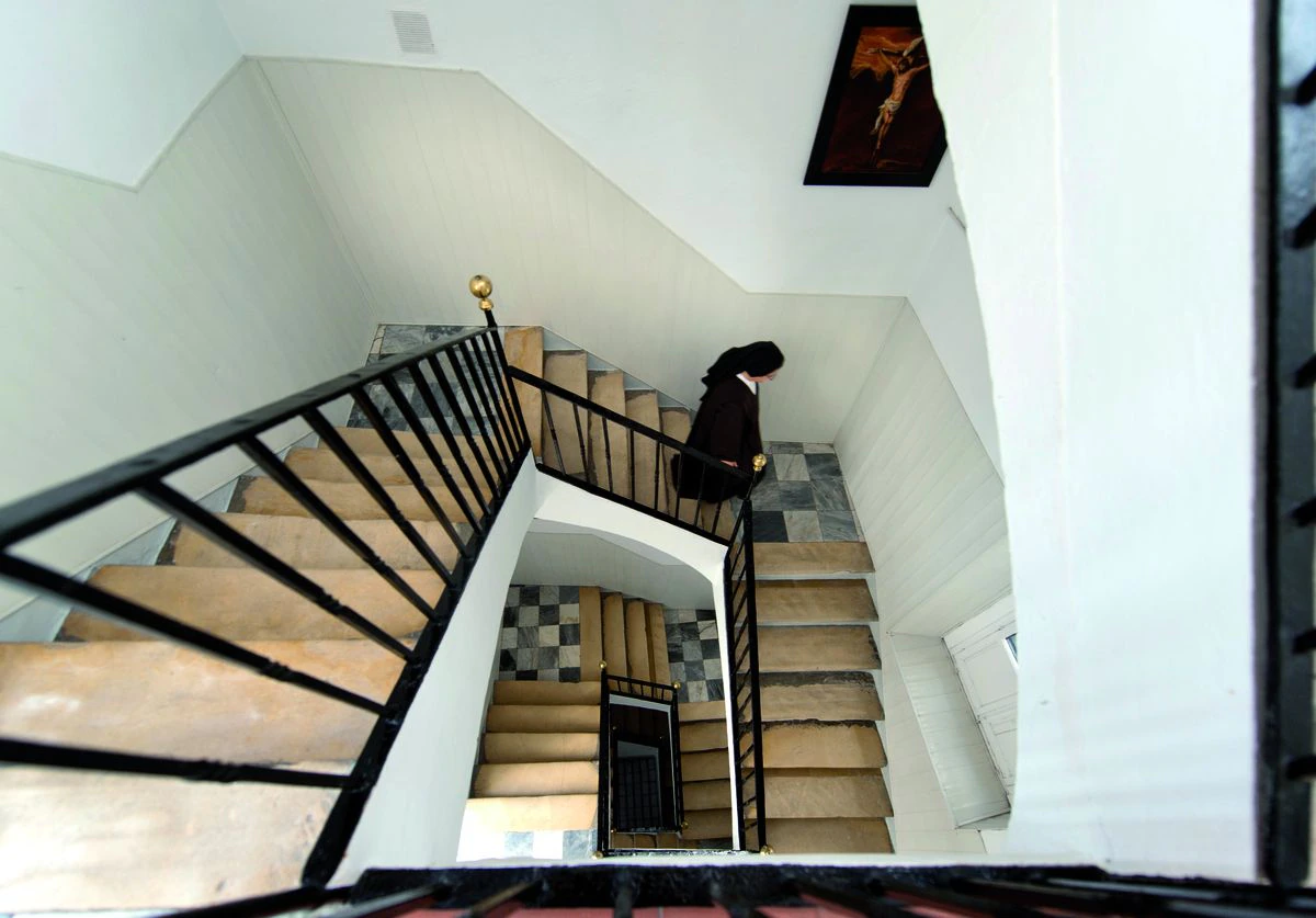 El referéndum constitucional divide hasta a las carmelitas descalzas de Chile y desata un debate religioso