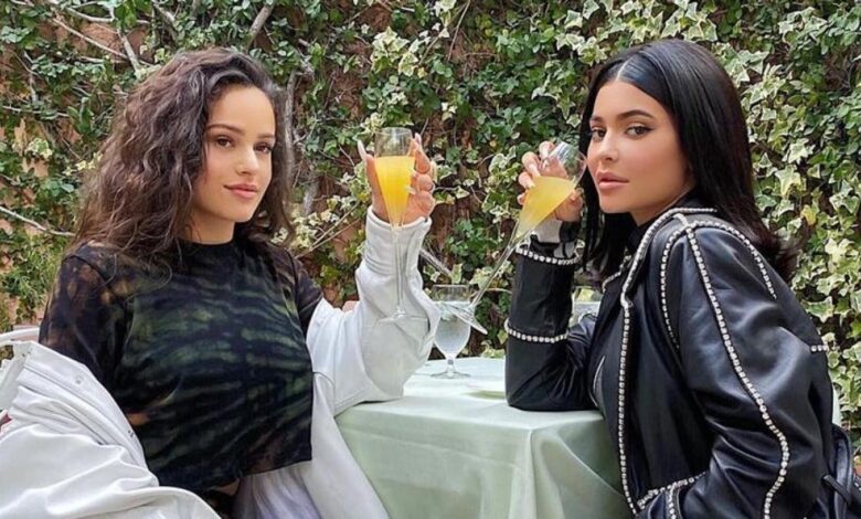 El regalo con el que Kylie Jenner ha sorprendido a Rosalía al llegar a casa